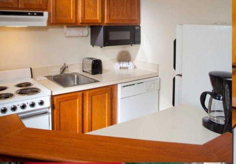 Towneplace Suites By Marriott Cleveland Уэстлейк Номер фото